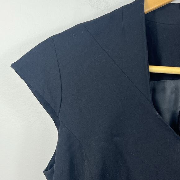 REISS Leena Black V-Neck Wool Blend Dress Size 4 Cap Sleeve Business - Picture 3 of 12